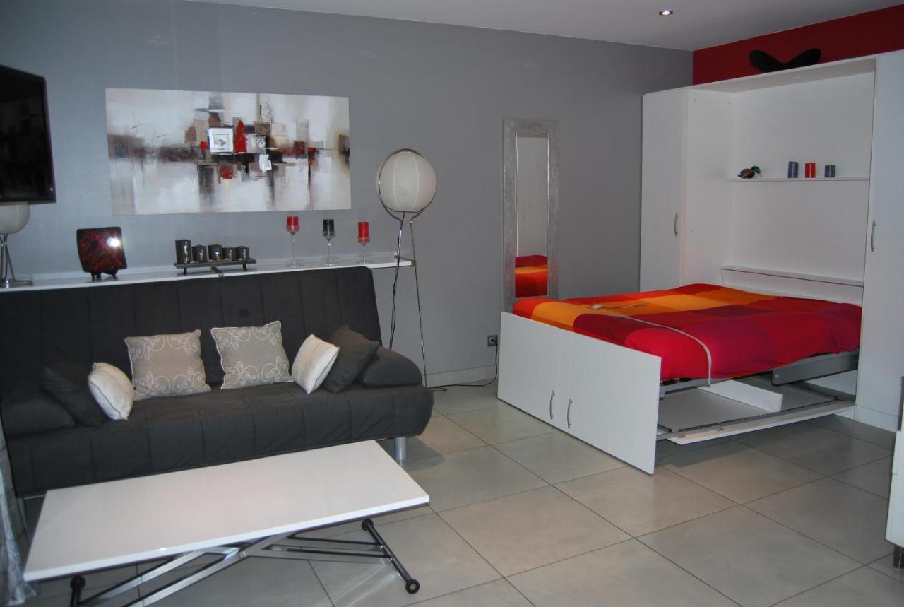 Loft, avec piscine privative, à 15 minutes à pied du centre ville Montpellier Esterno foto