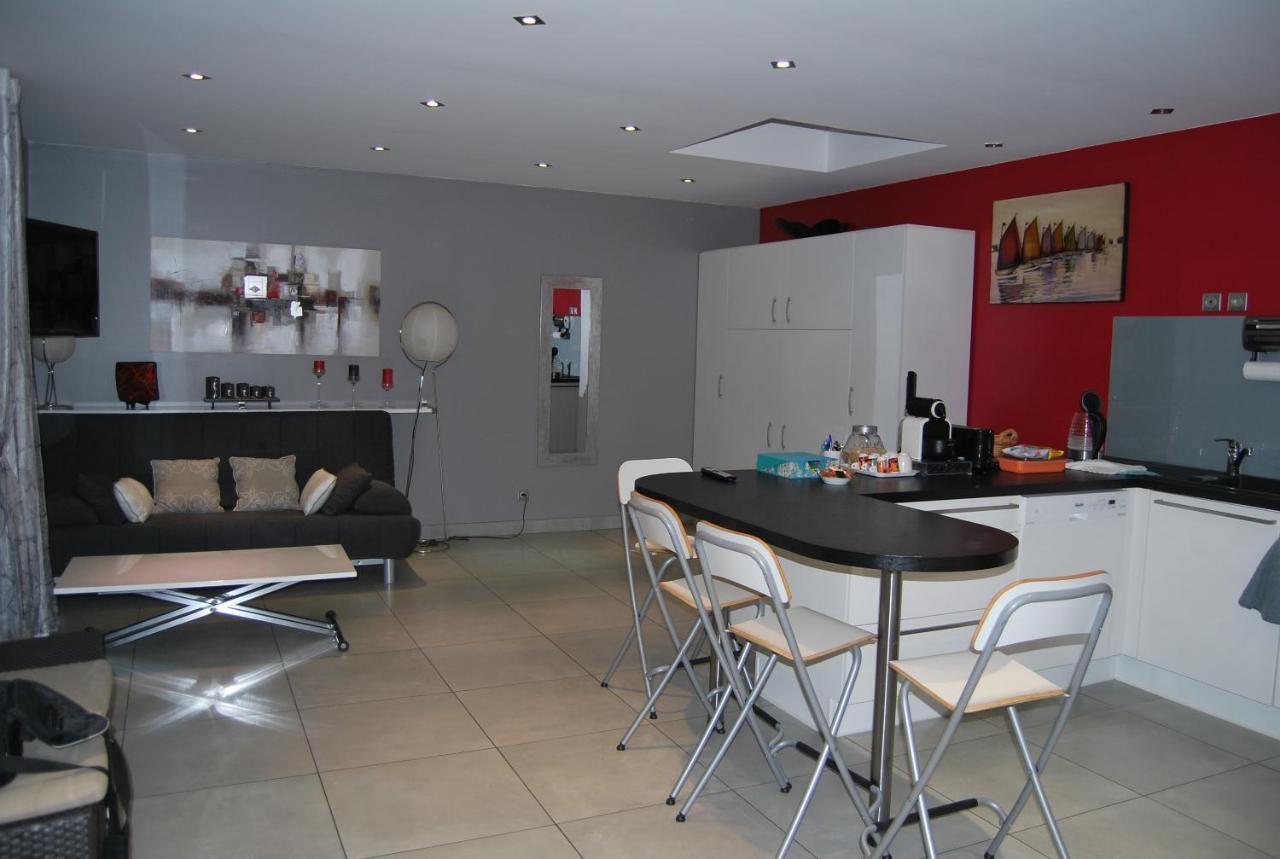 Loft, avec piscine privative, à 15 minutes à pied du centre ville Montpellier Esterno foto